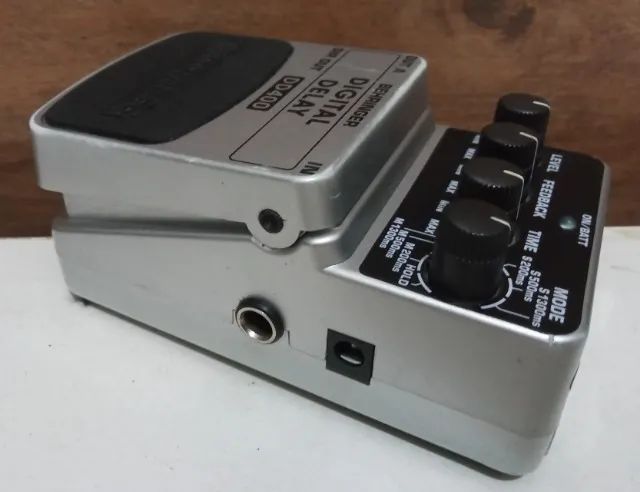 Pedal Delay DD400 Behringer  - Foto 3