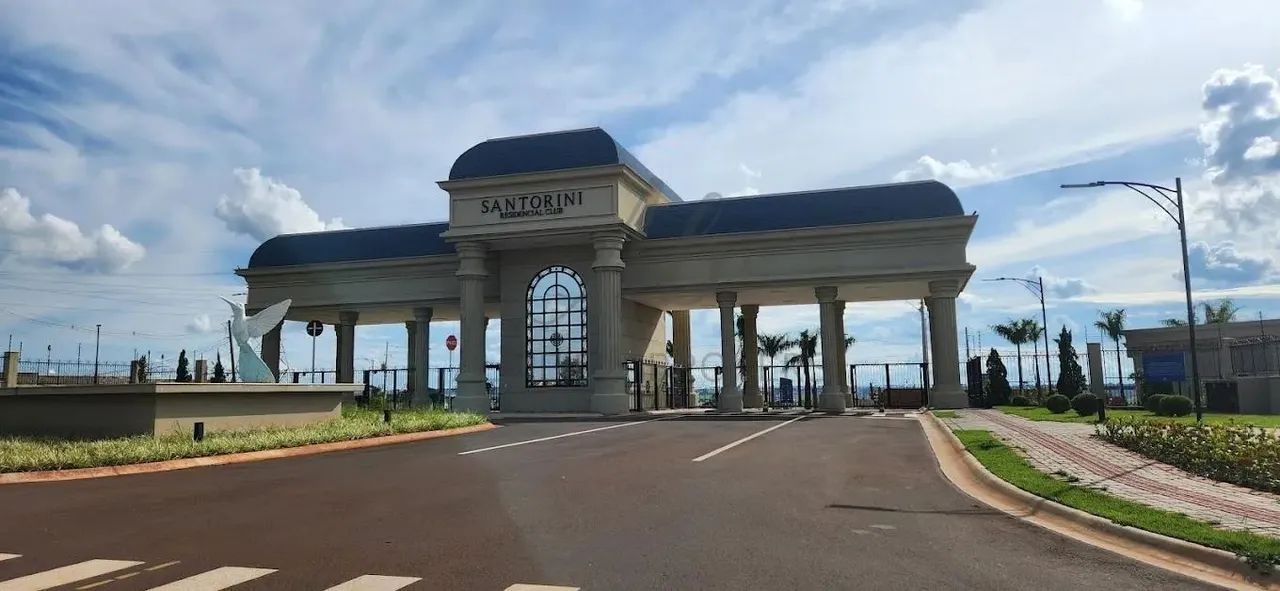 Lote de 300,24 m² no Santorini Residencial Club, em Paulínia-SP (RMC)