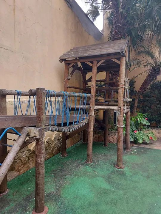 Playground Infantil de Madeira