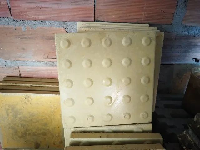 Piso Tátil de Alerta