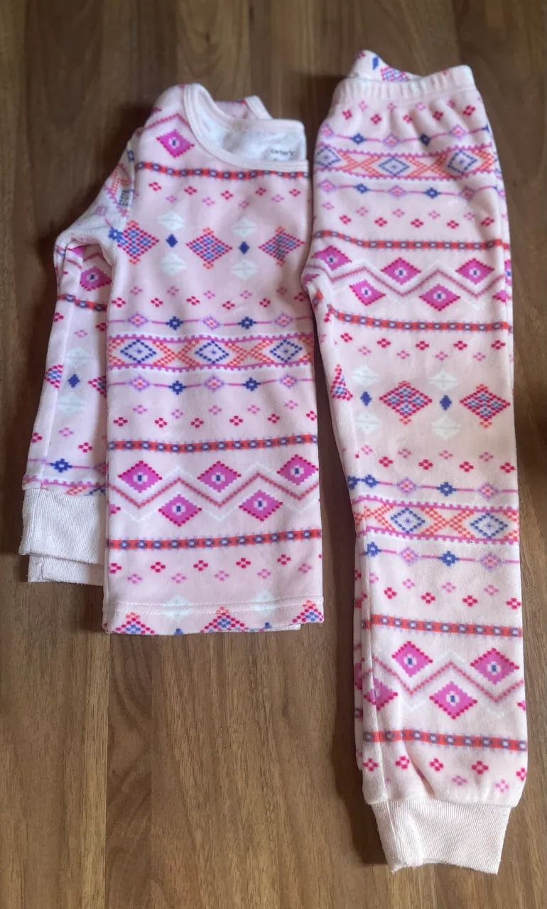 Pijama Carters fleece étnico - Foto 3