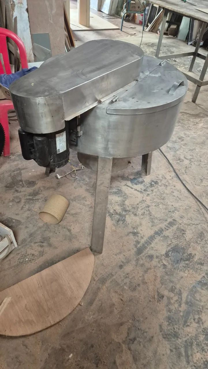 Maquina de depenar frango (5 a 8 frangos) com motor monofasico de 2cv. - Foto 4