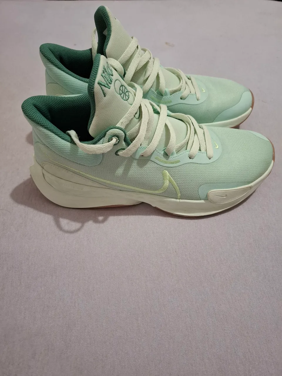 Tênis Esportivo Nike Verde - Conforto e Estilo!