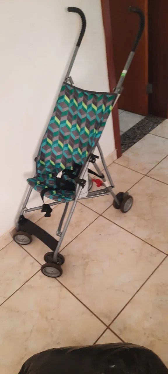 Carrinho de bebe passeio