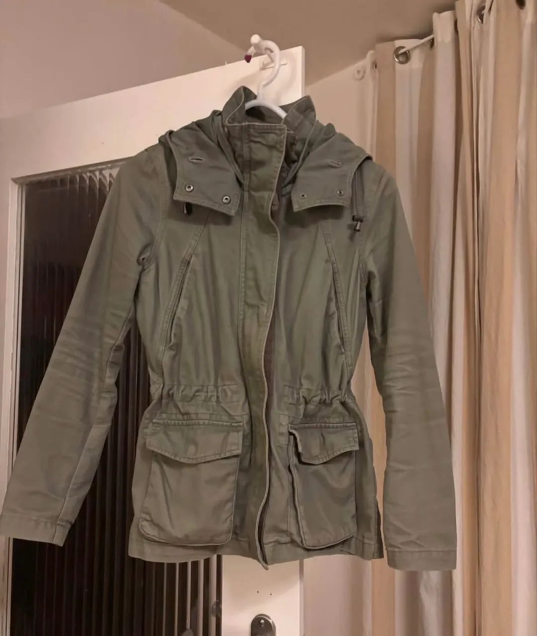 Casaco H&M original. Comprado na Suíça ? 
