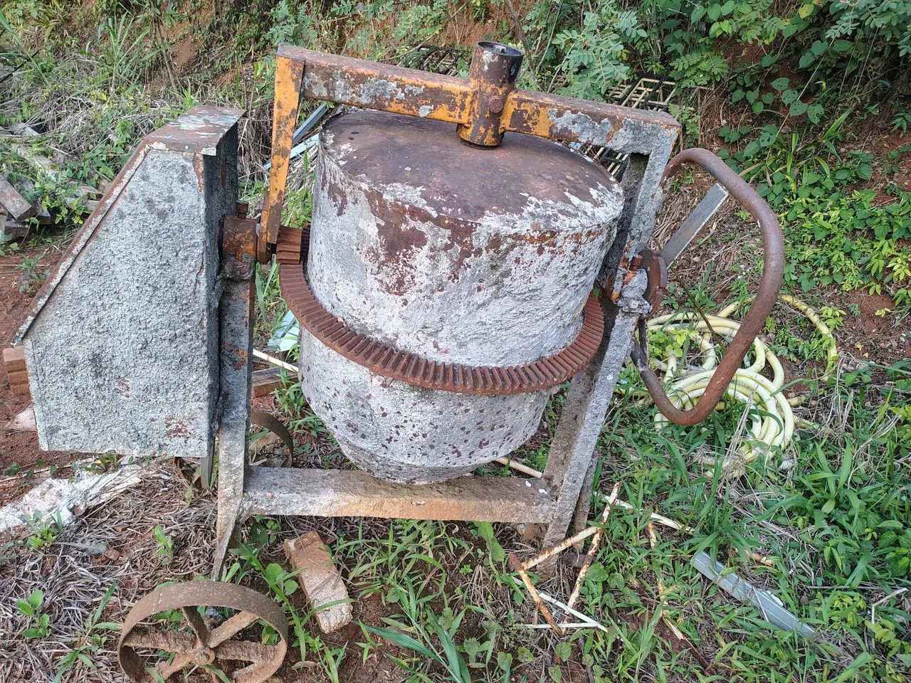 Betoneira 150 litros  - Foto 2