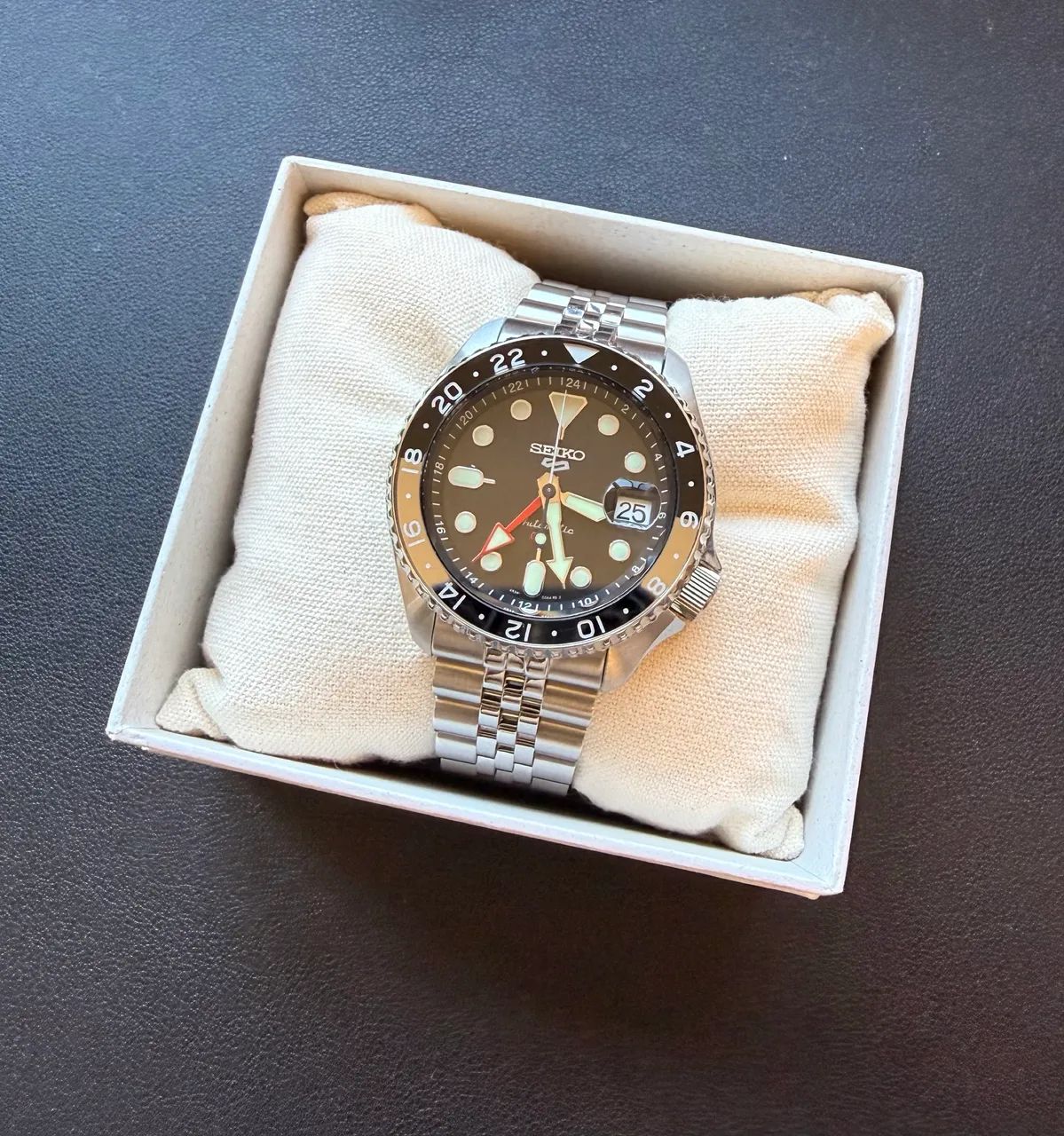 SEIKO 5 SPORTS GMT - Foto 2