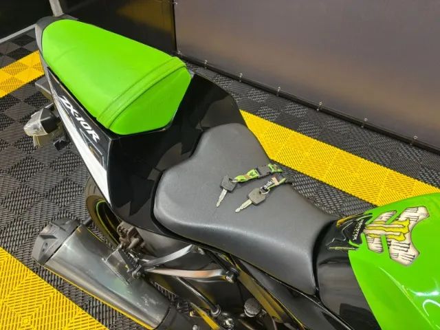 Kawasaki Zx-10/ Zx-10r 1000cc 2009 - 1473179550 | OLX