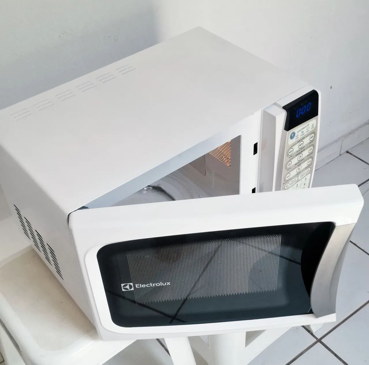 Microondas Electrolux 20 Litros - Foto 2