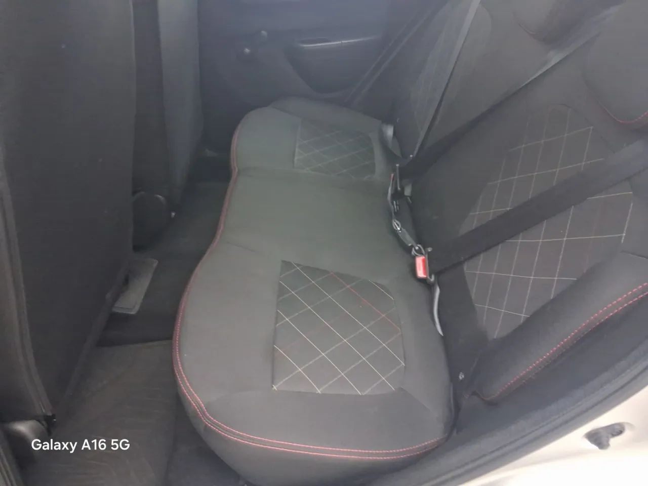 Renault Kwid 1.0 Zen, foto 18 de 18