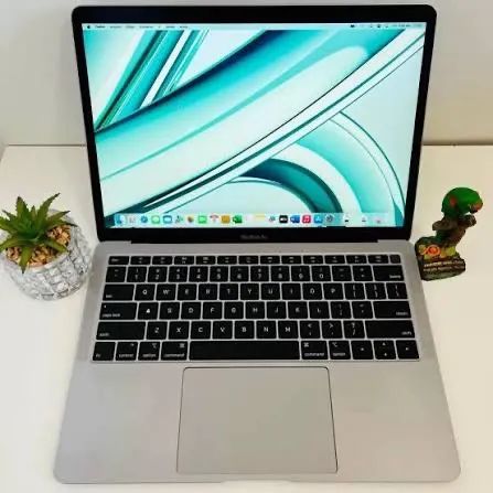 Macbook