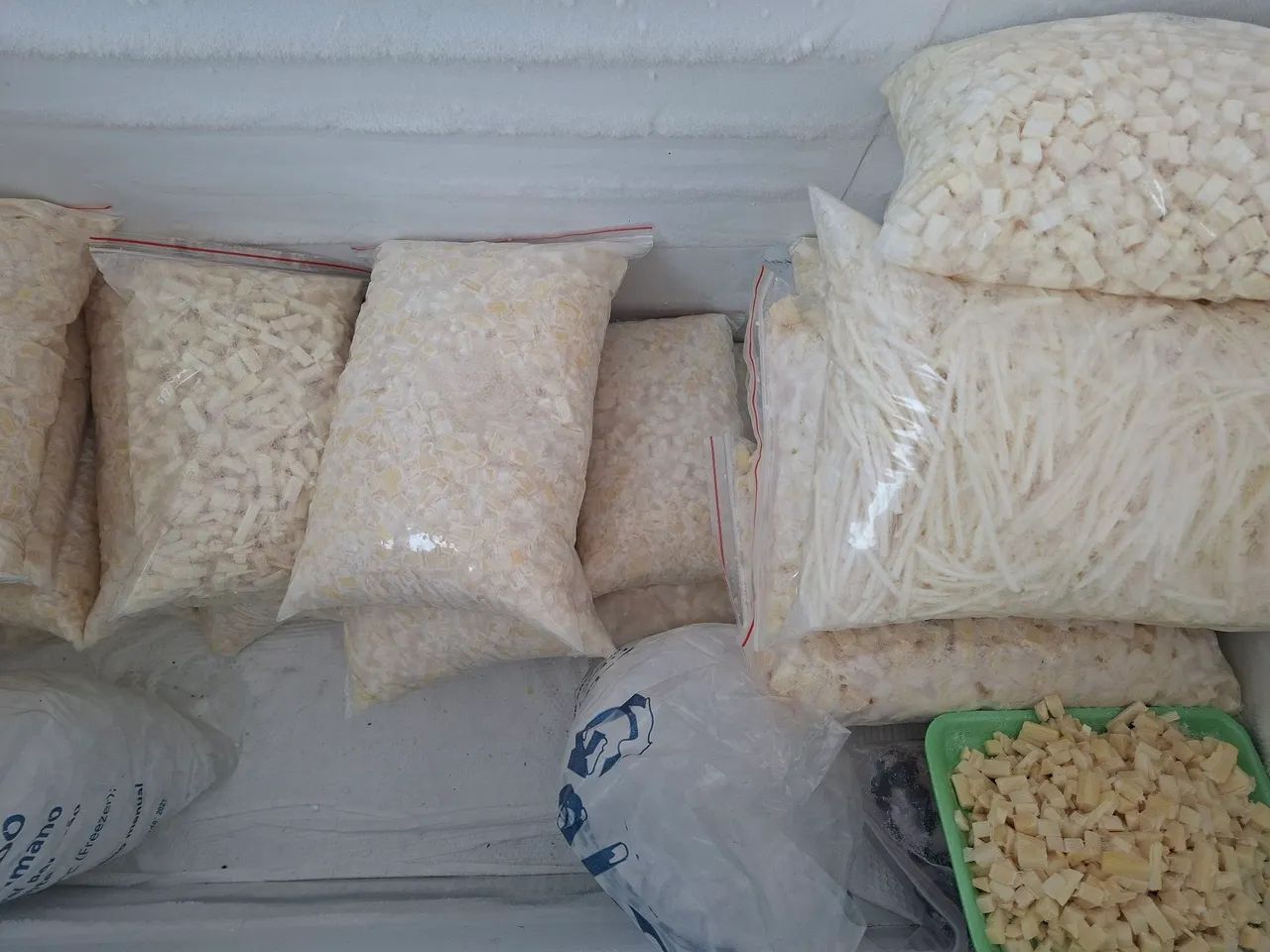 Vendo freezer 300L Midea - Foto 3