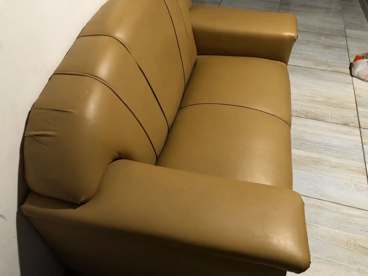 2 Sofás vintage com estrutura de madeira  - Foto 5
