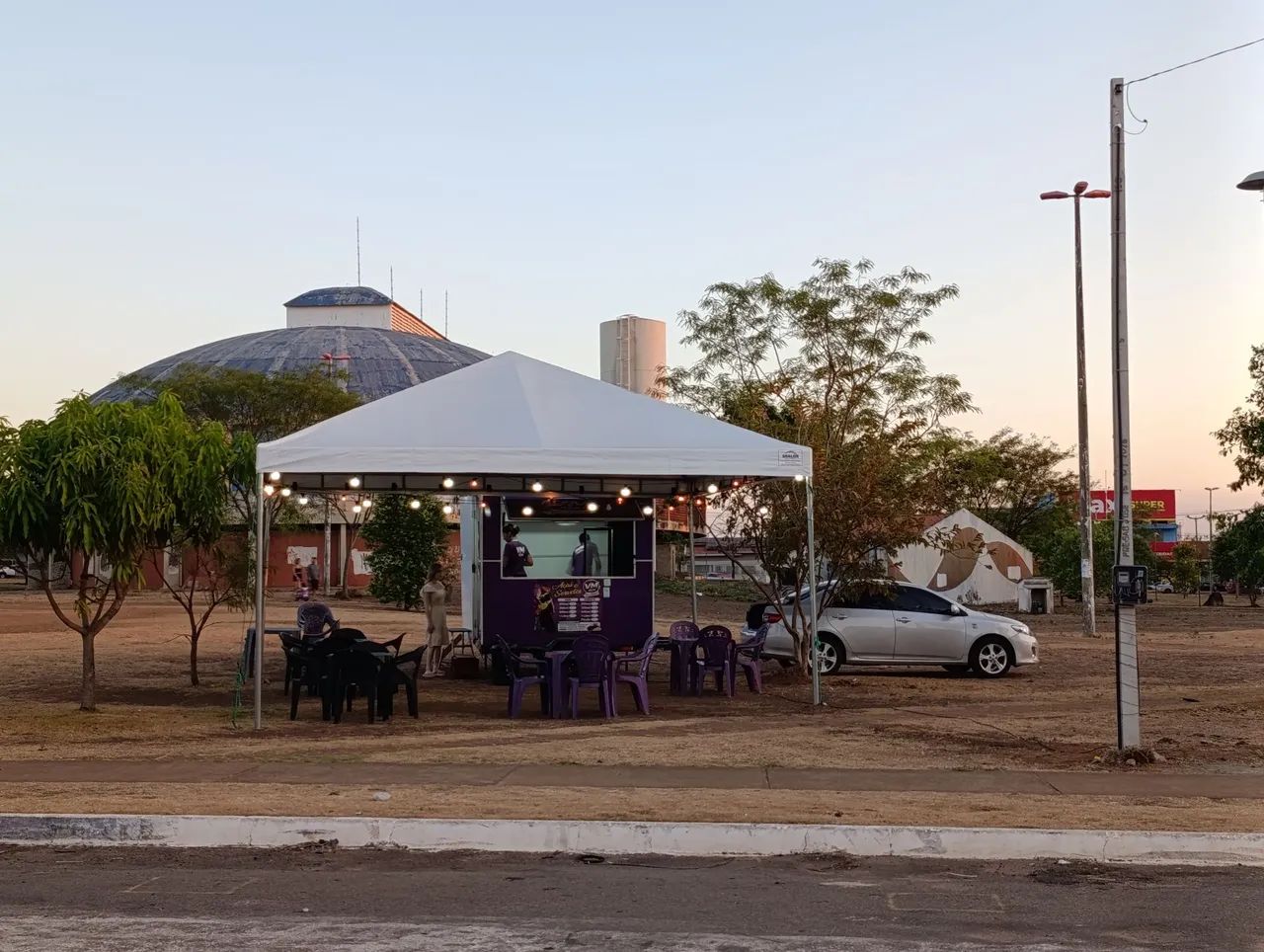 Venda de ponto de açaí completo com treiller em funcionamento  - Foto 2