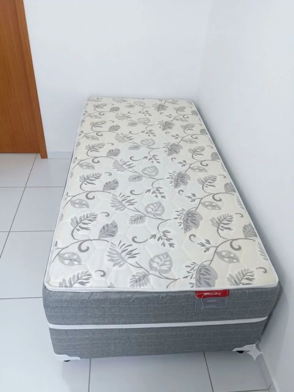 Cama de Solteiro Fênix - Muito Conservada - Foto 4