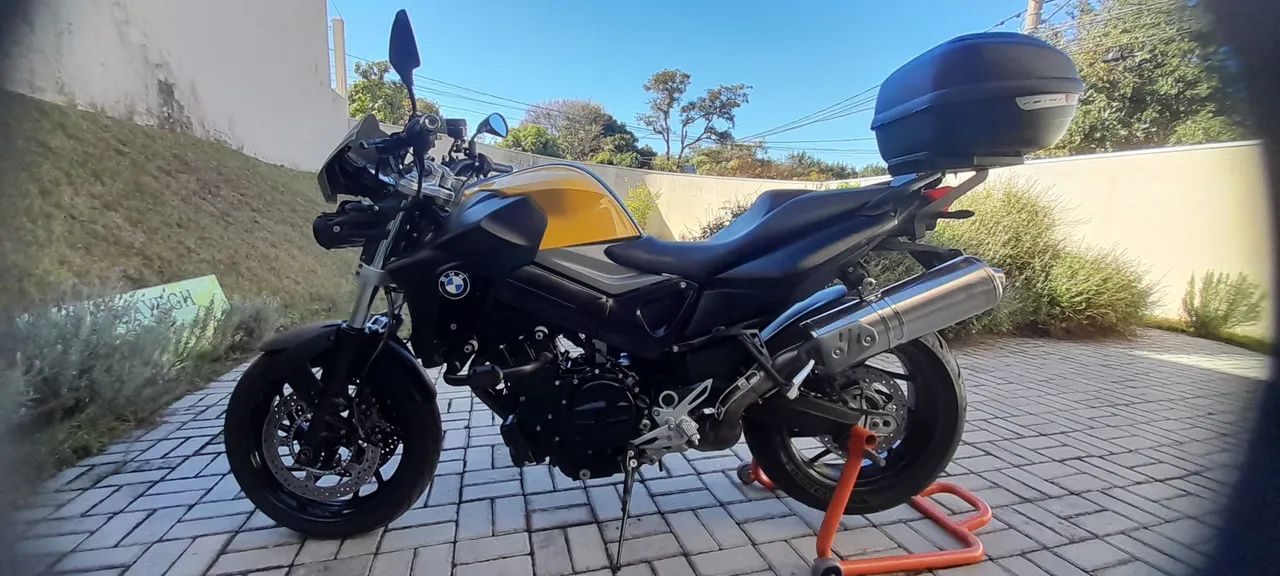 BMW 800R - Foto 2