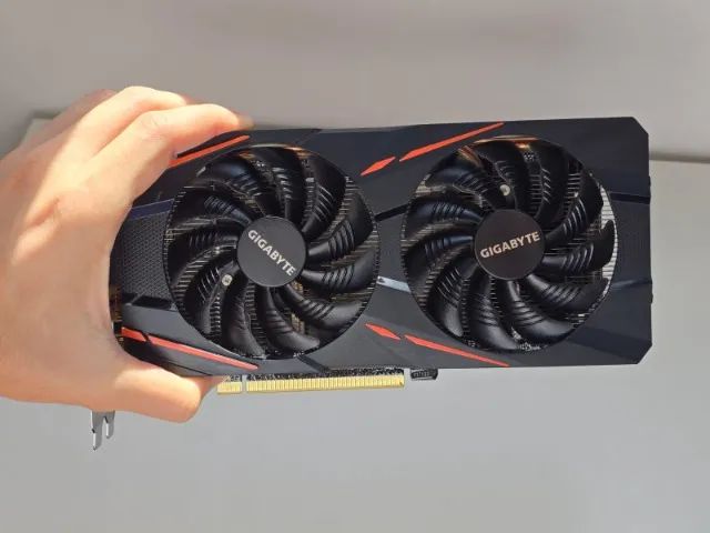Placa de Vídeo Radeon? RX 590 GAMING 8G - Foto 3