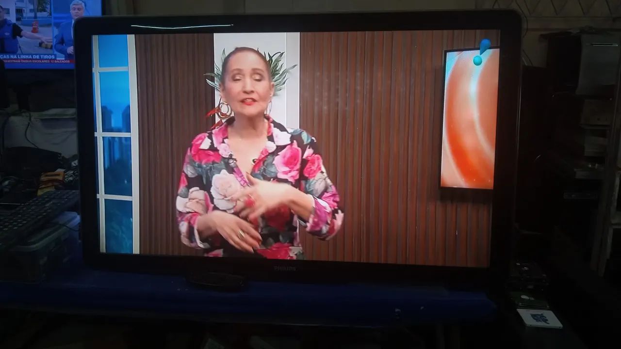 Televisão Philips de 46 polegadas usada leia a descrição  - Foto 5