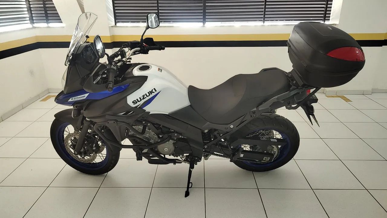V Strom 650 2025 - Foto 4