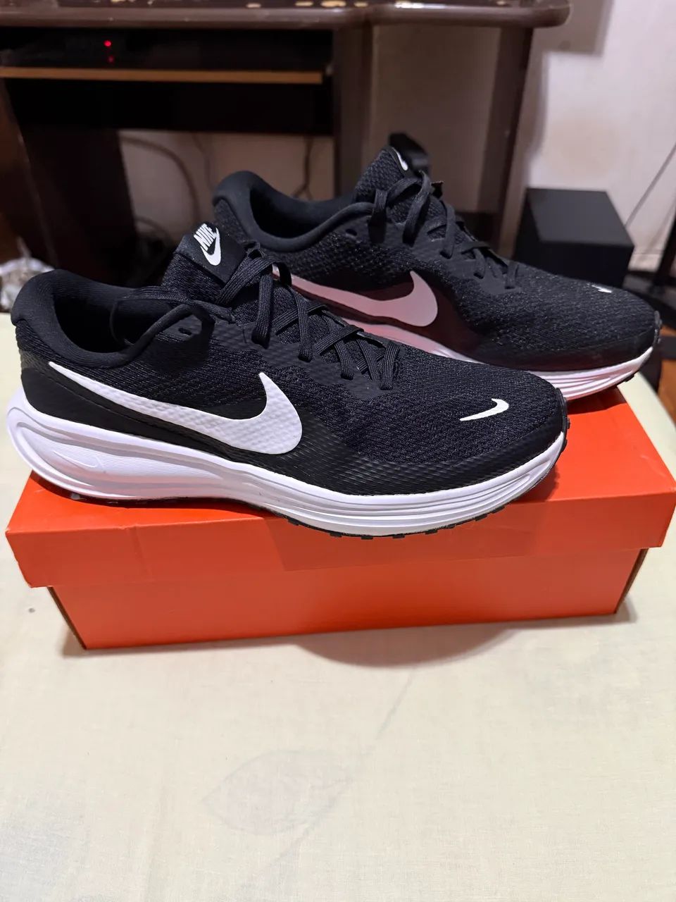Tênis Nike revolution 8 
