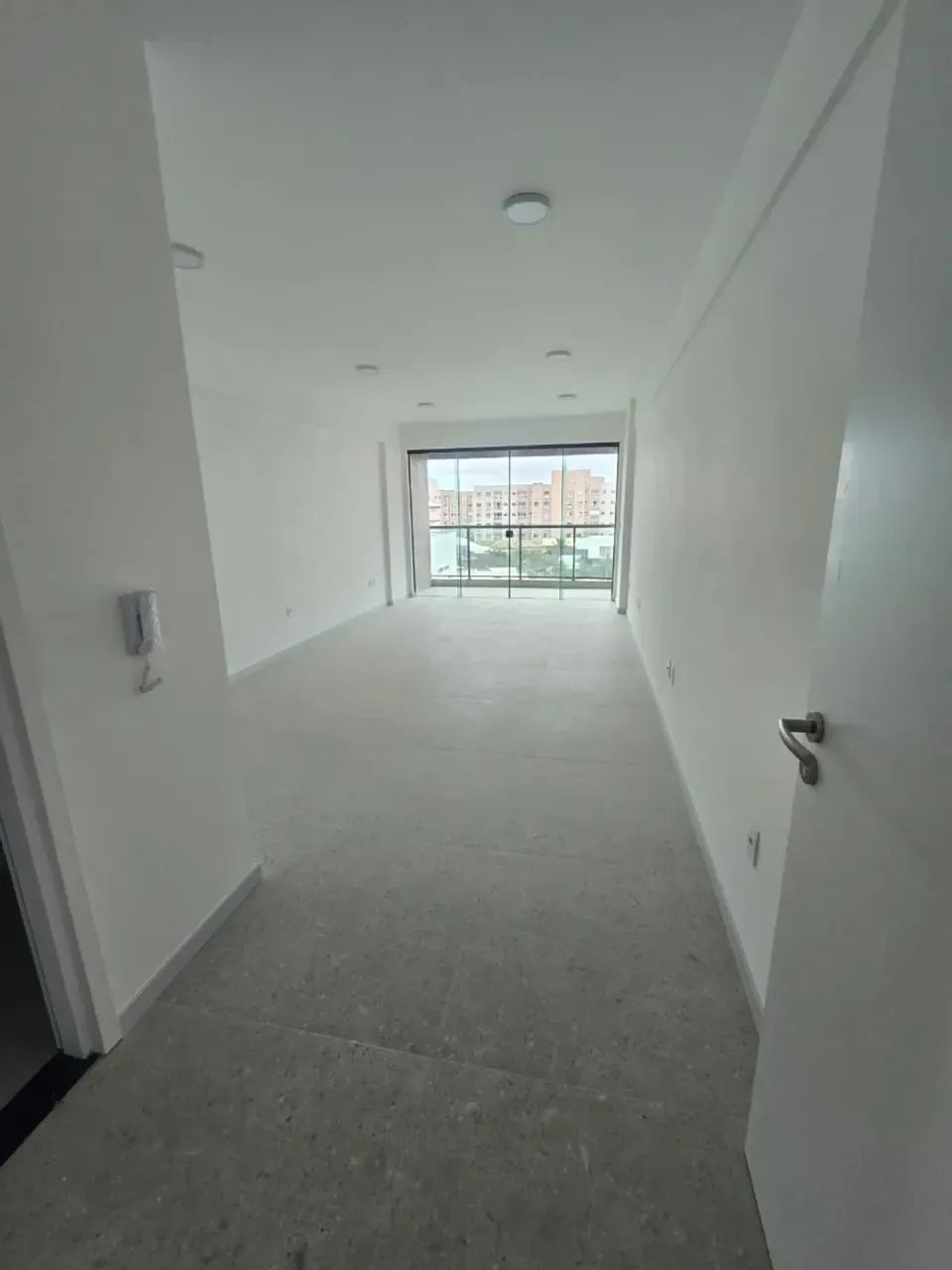 ALUGO SALA COMERCIAL EM CONDOMINIO DE ALTO PADRÃO - Foto 4