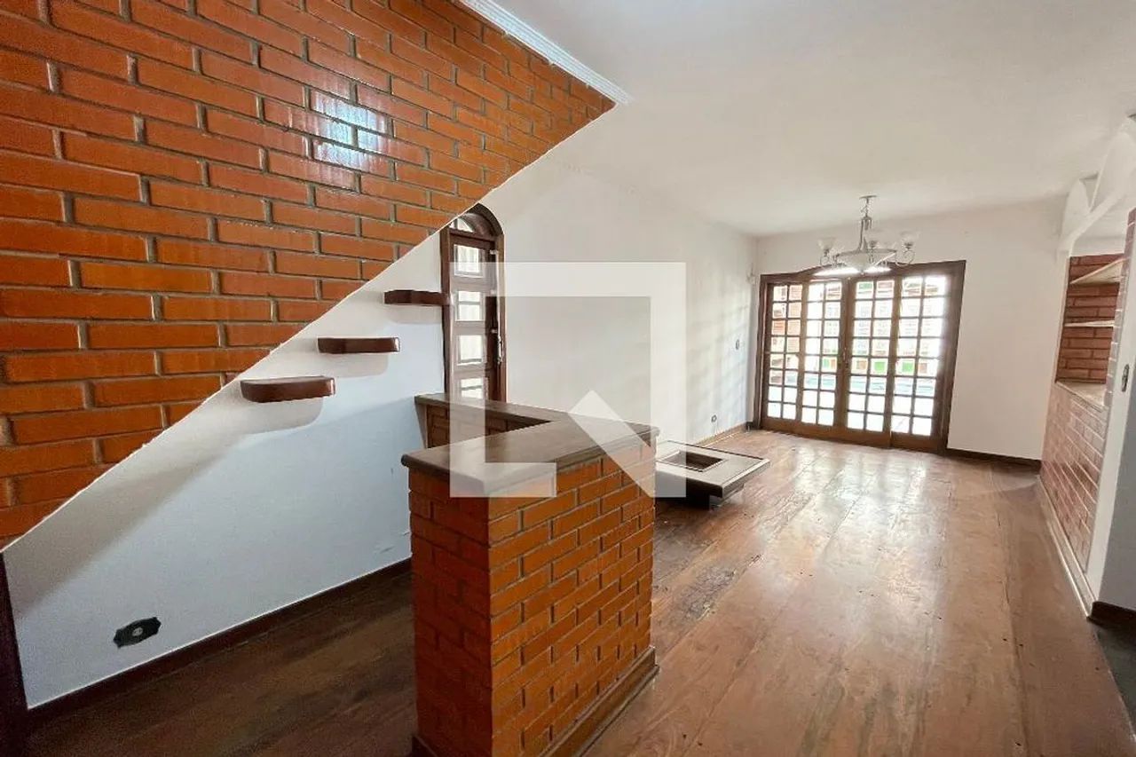 Casa à Venda - Cidade São Francisco , 4 Quartos, 272 m2
