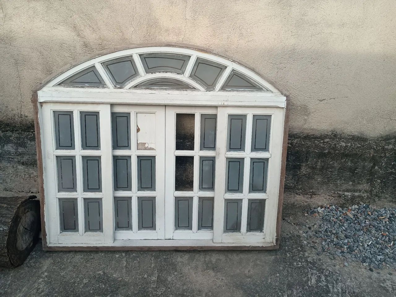 Janela colonial 50.00