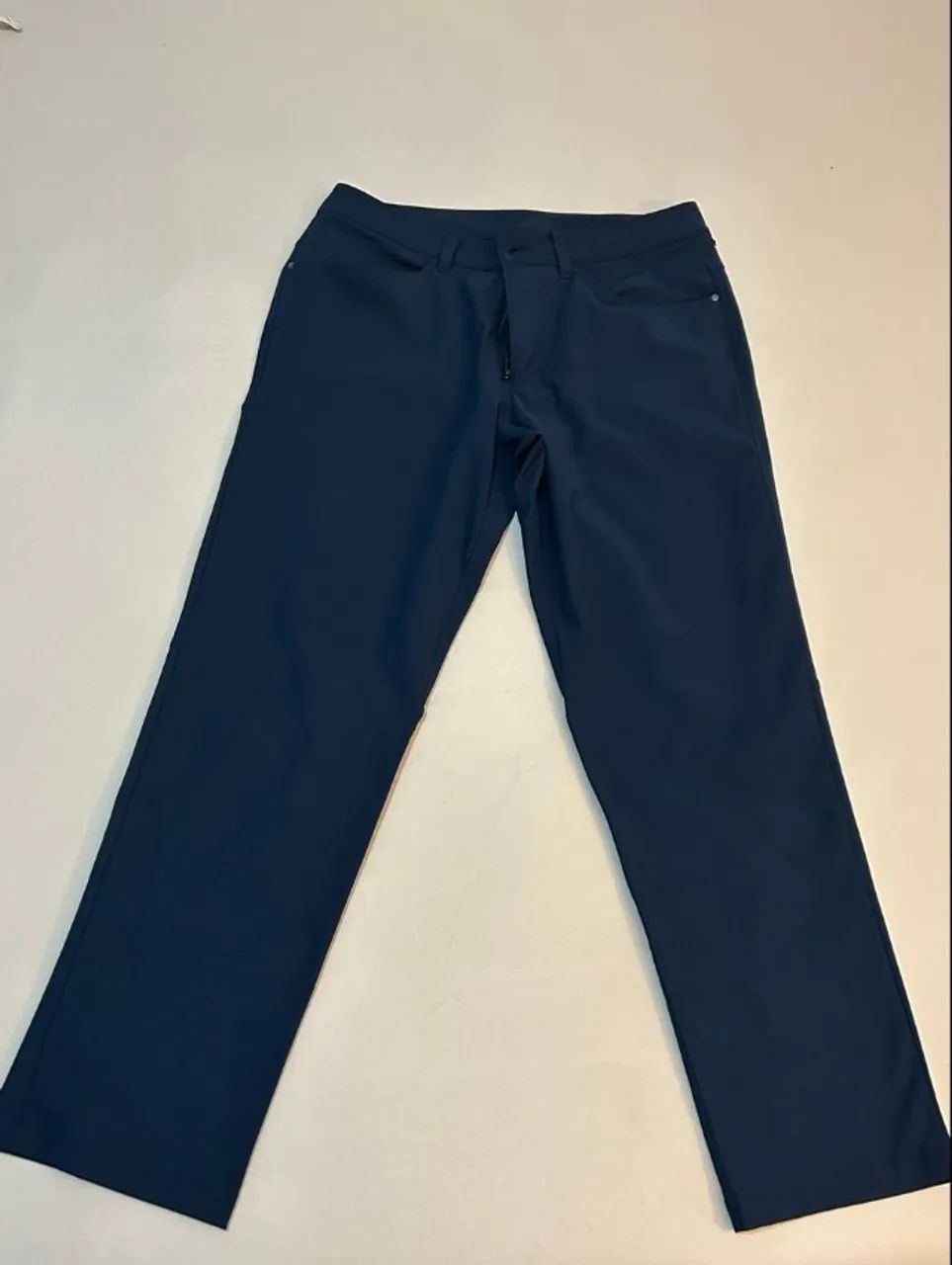 calça lululemon slim fit azul marinho