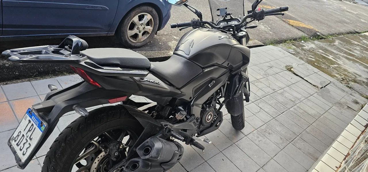 Dominar 400
