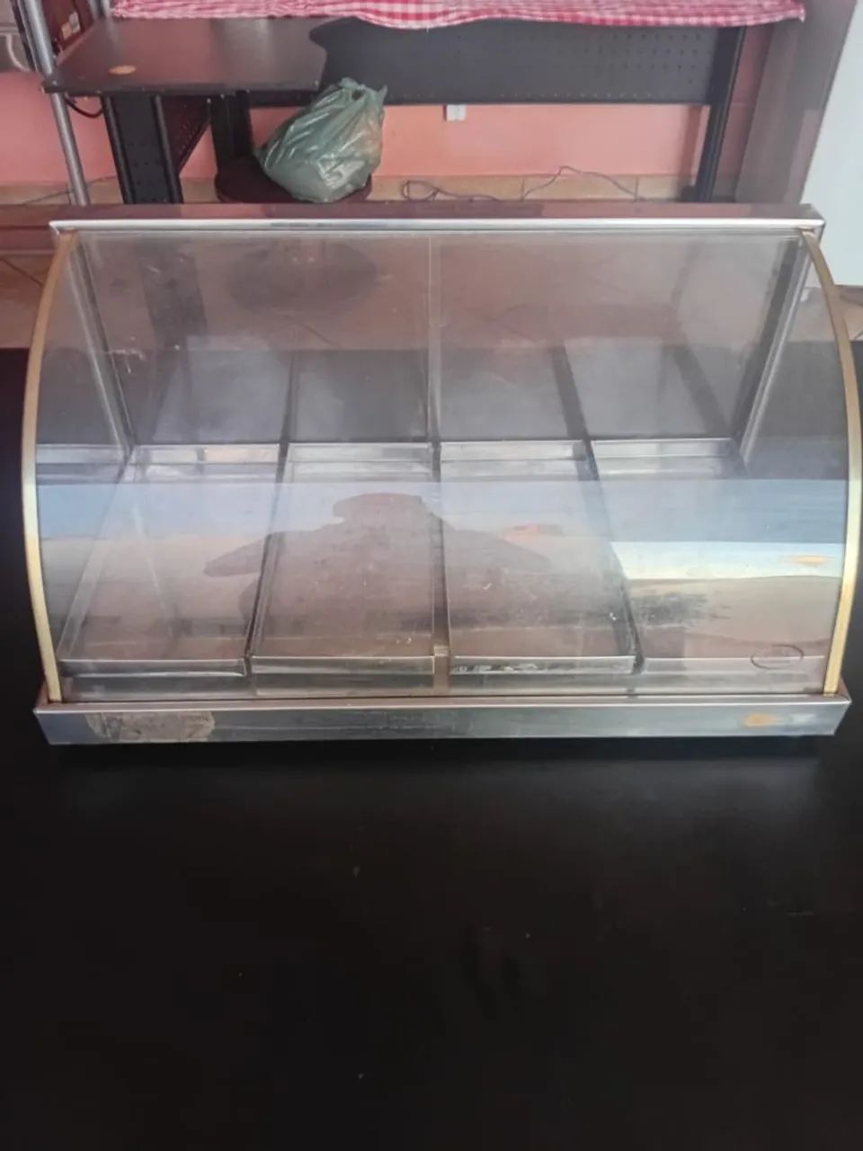 Estufa de salgado c/ 4 bandejas 