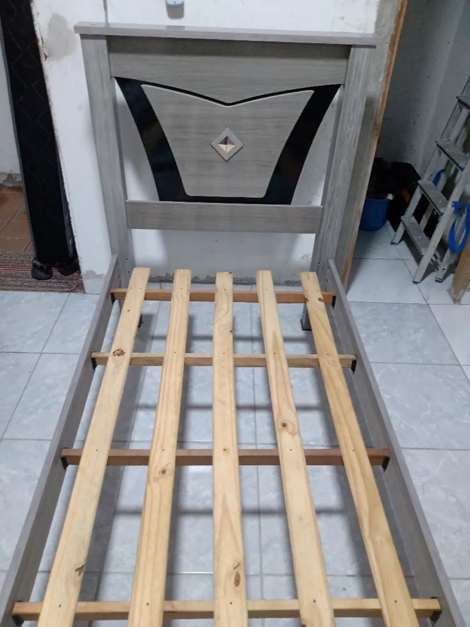 Cama solteiro 