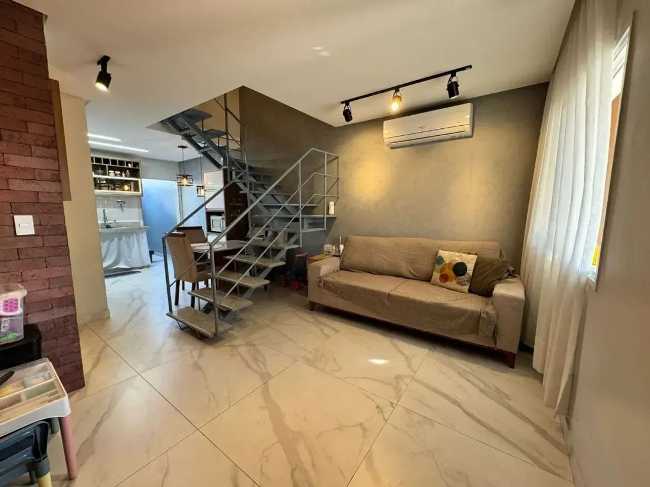 Casa duplex em condomínio fechado - Foto 2