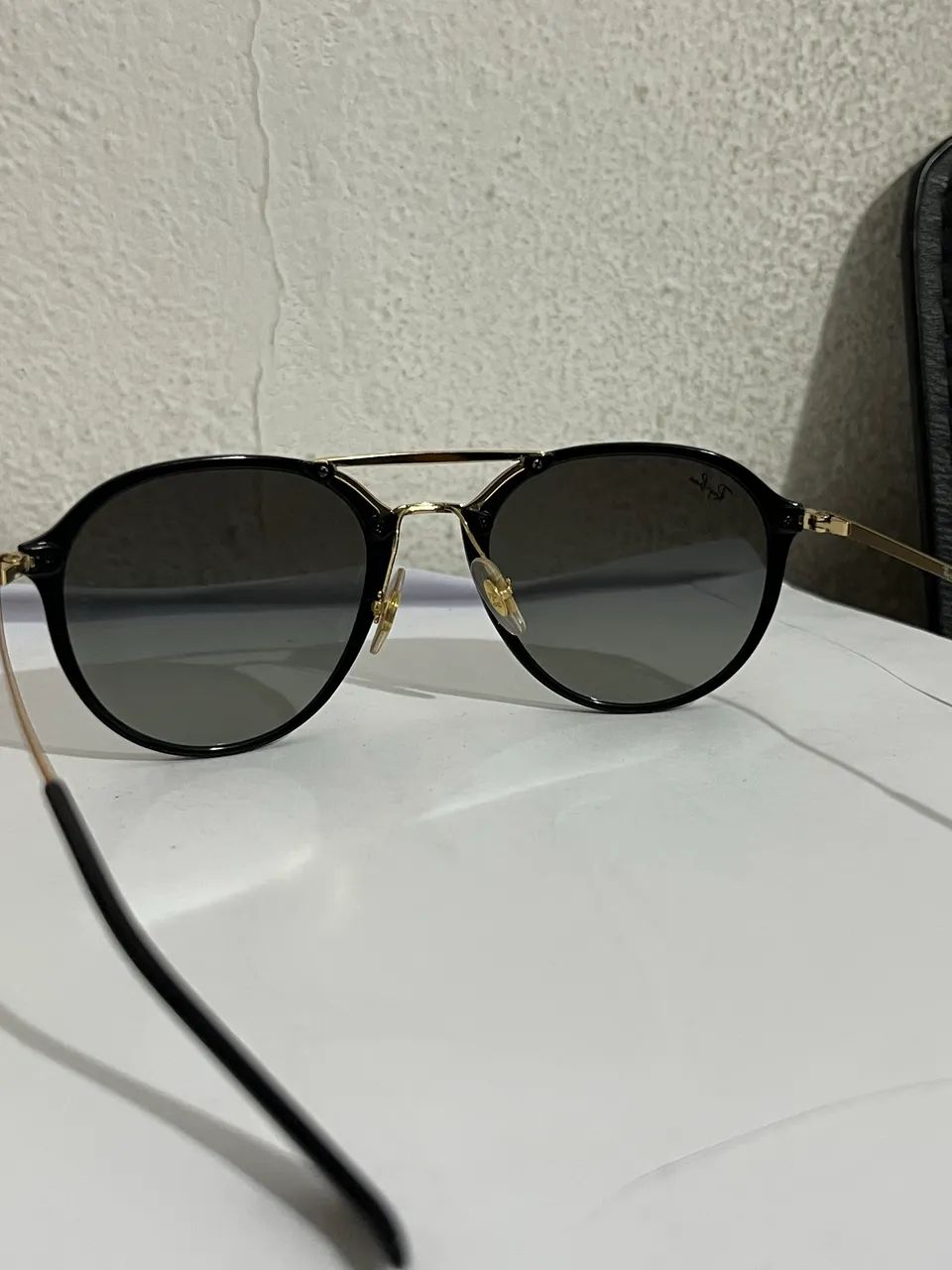 Óculos de Sol Ray-Ban Orginal - Double Bridge Preto e Dourado | Original - Foto 3