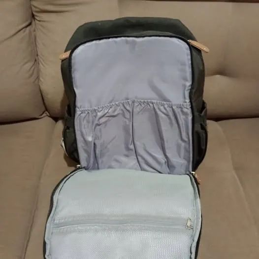 Mochila Maternidade Com Compartimento Termico e Varios Compartimento - Foto 4
