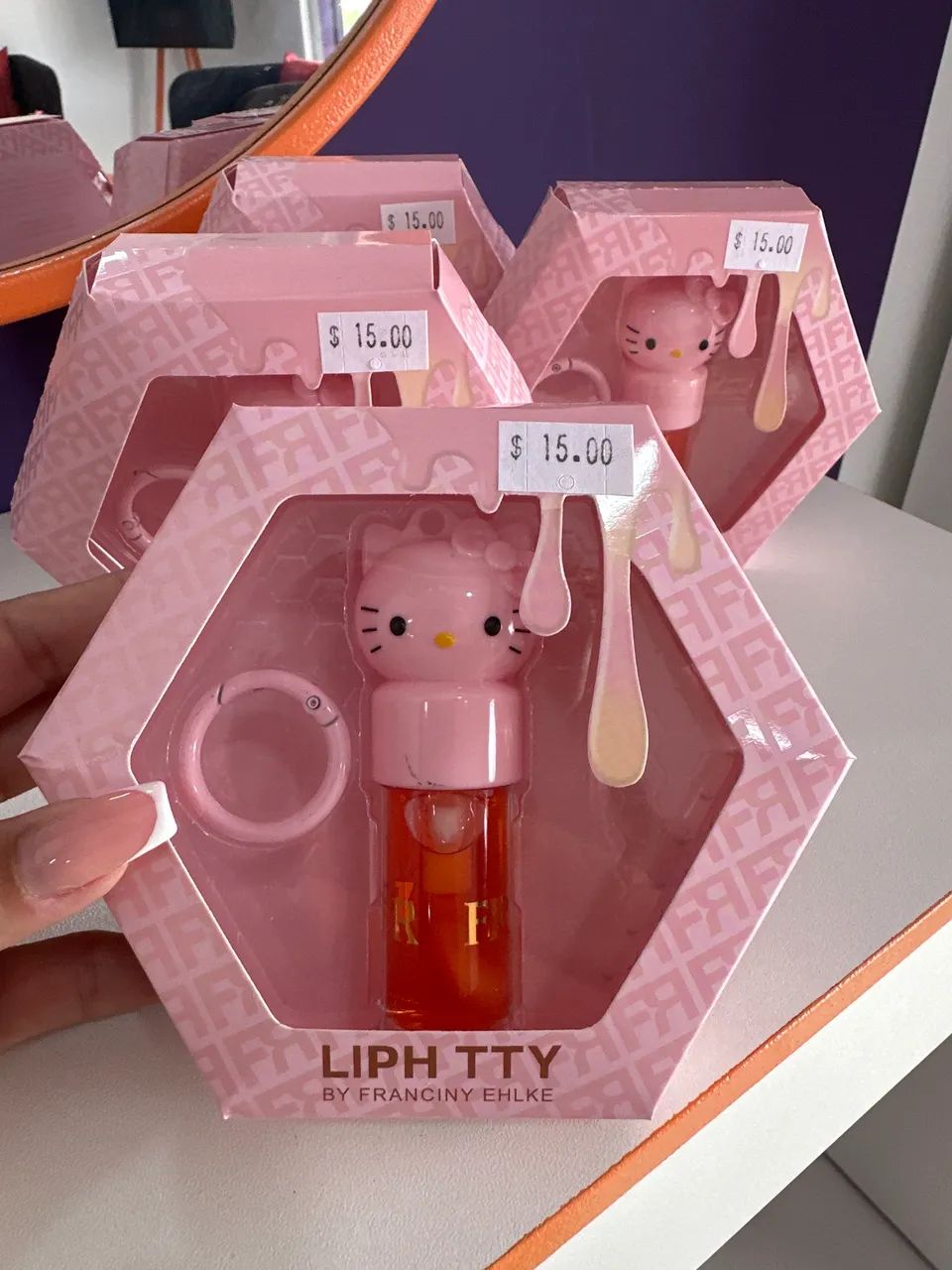  Lip Gloss hello kitty by Franciny 