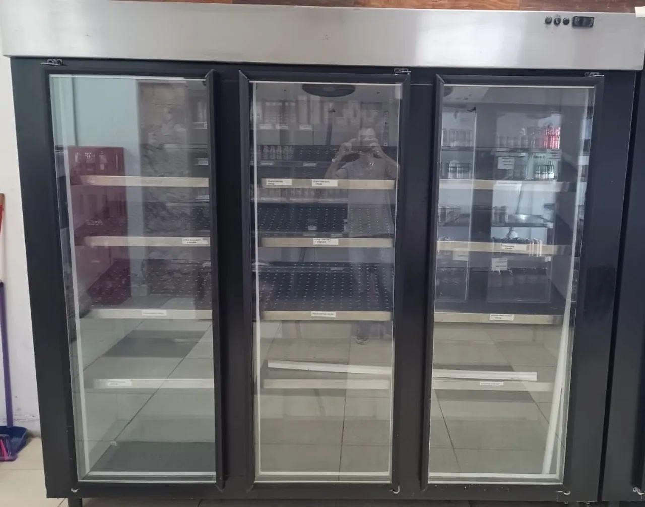 Freezer vertical 3 e 4 portas  - Foto 3