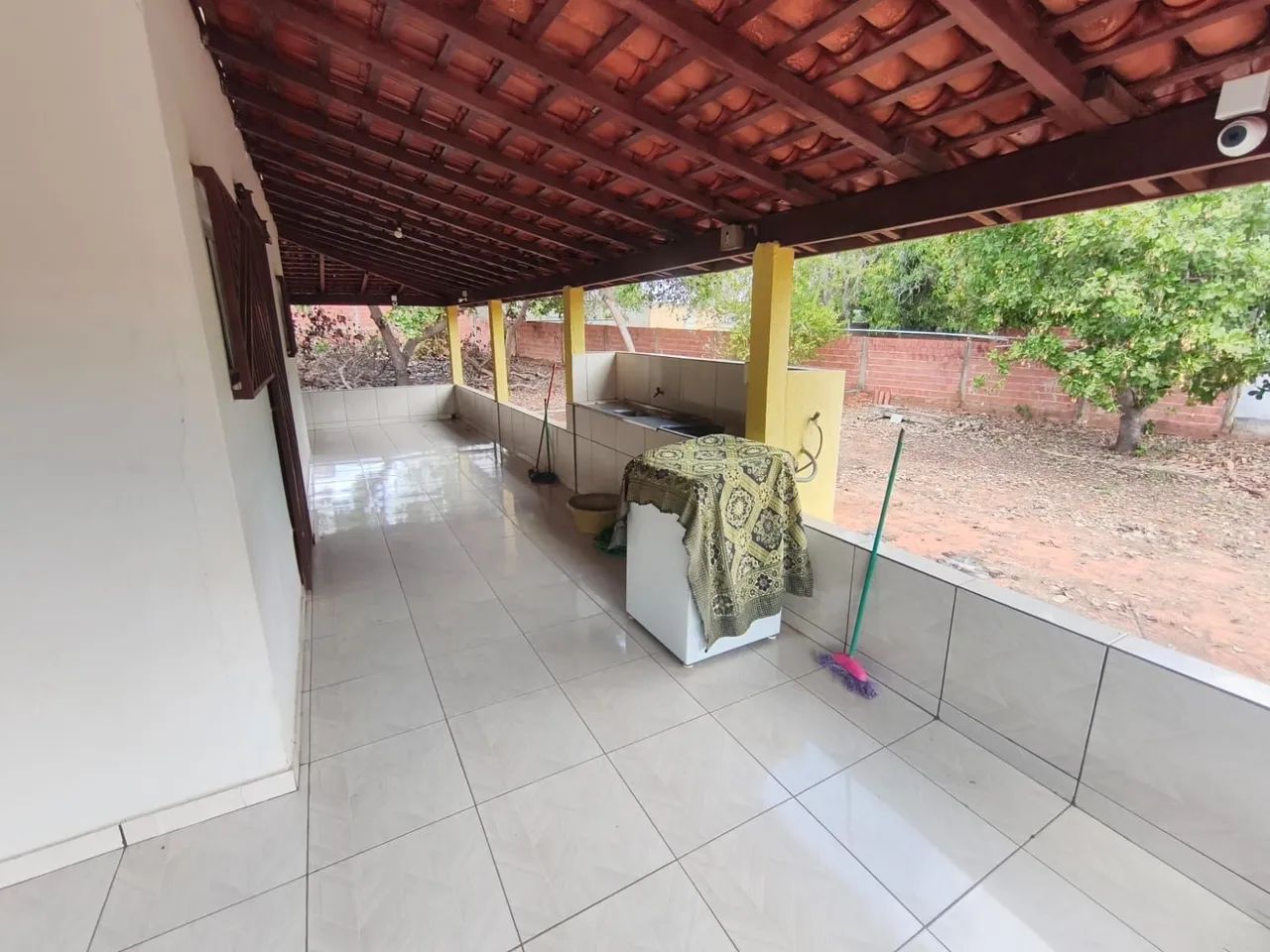 Alugo chácara por mês mobiliada e com piscina - Foto 5