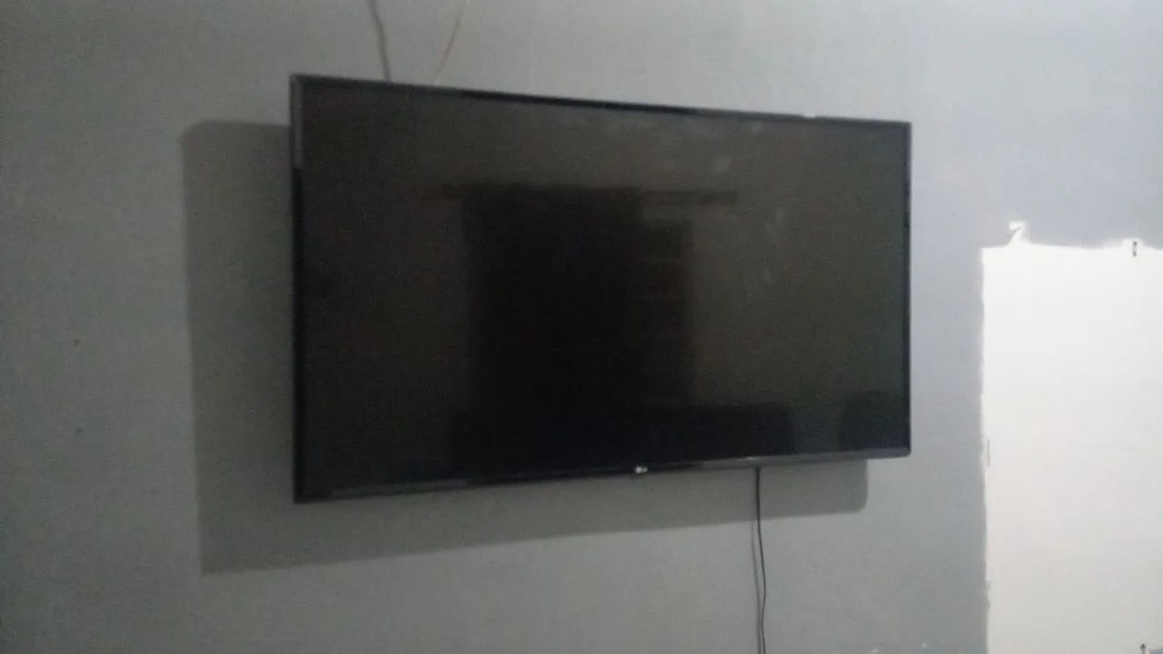 Vendo televisão smart LG 43 polegadas 