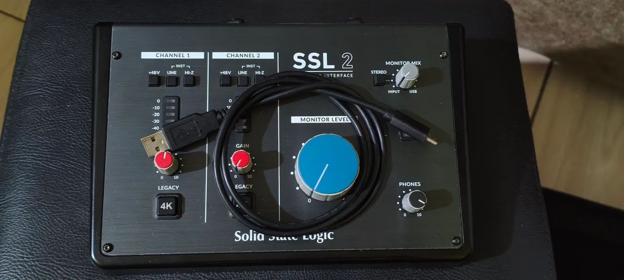 Placa de Áudio SSL 2 - Interface - Foto 3