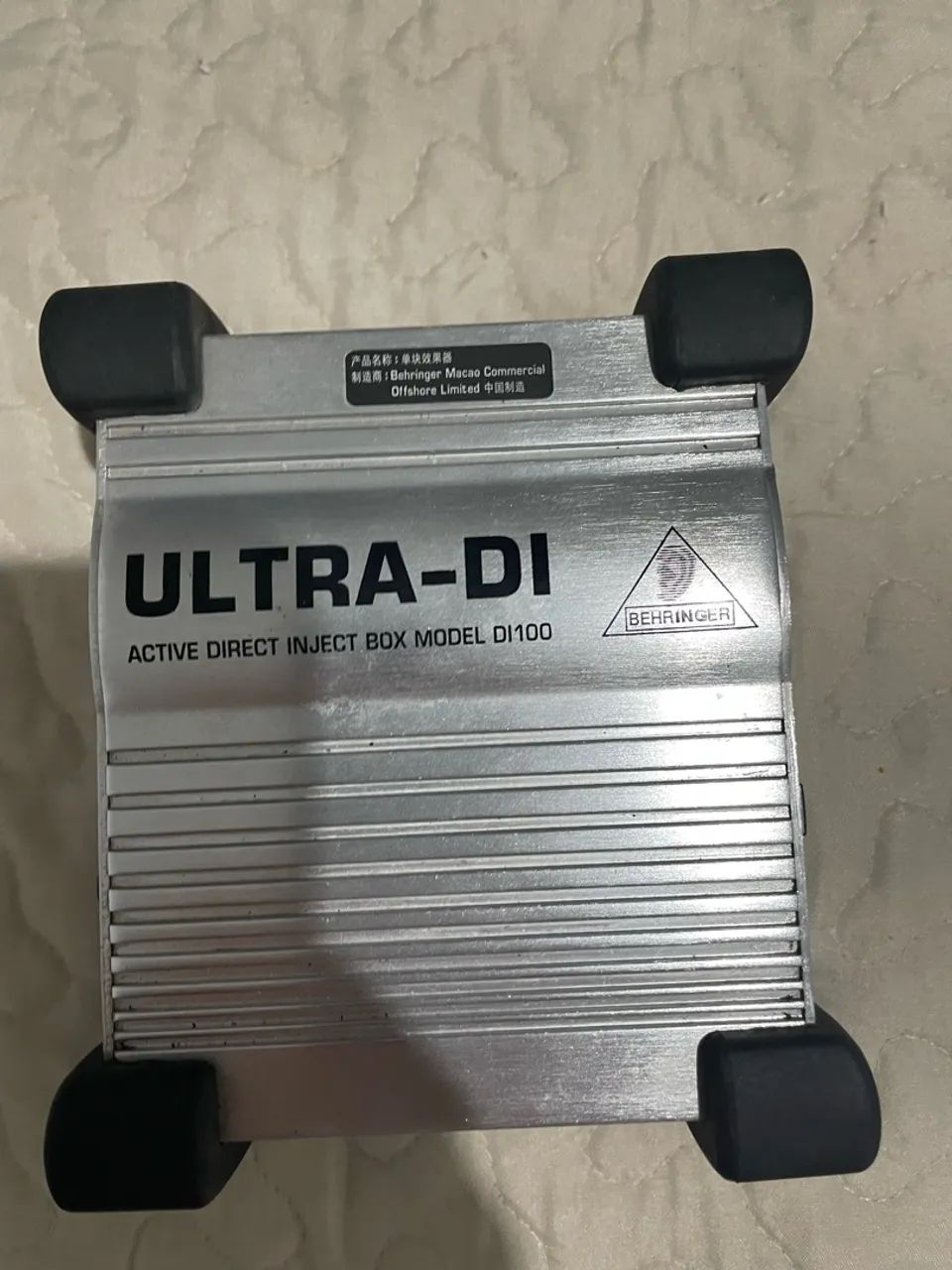 Direct Box ativa beringher di100
