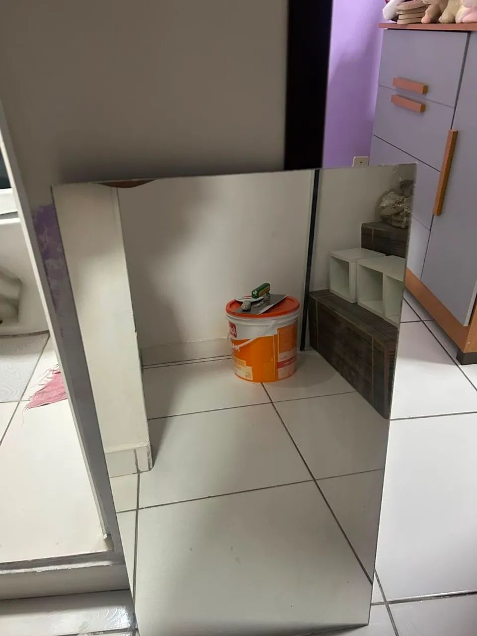 2 espelho e 3 nincho 