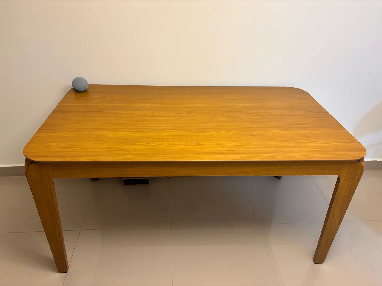 6-Seater Table65704316137089120