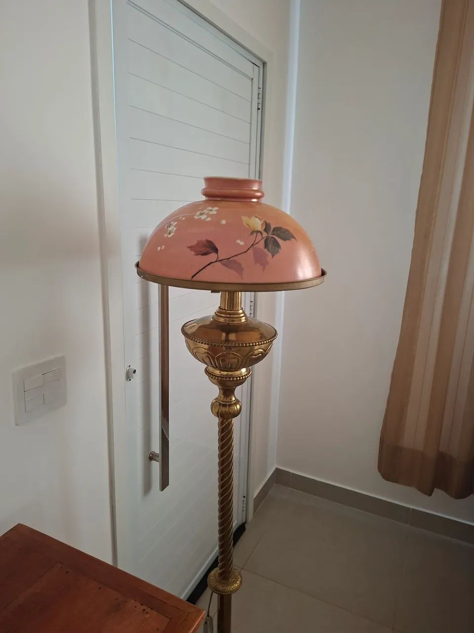 Abajur antigo em bronze  - Foto 3