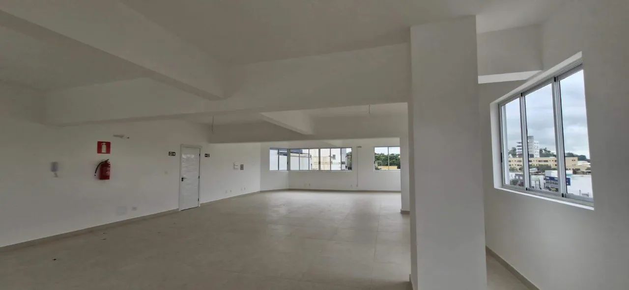 Sala disponível para locação no centro de Betim/MG