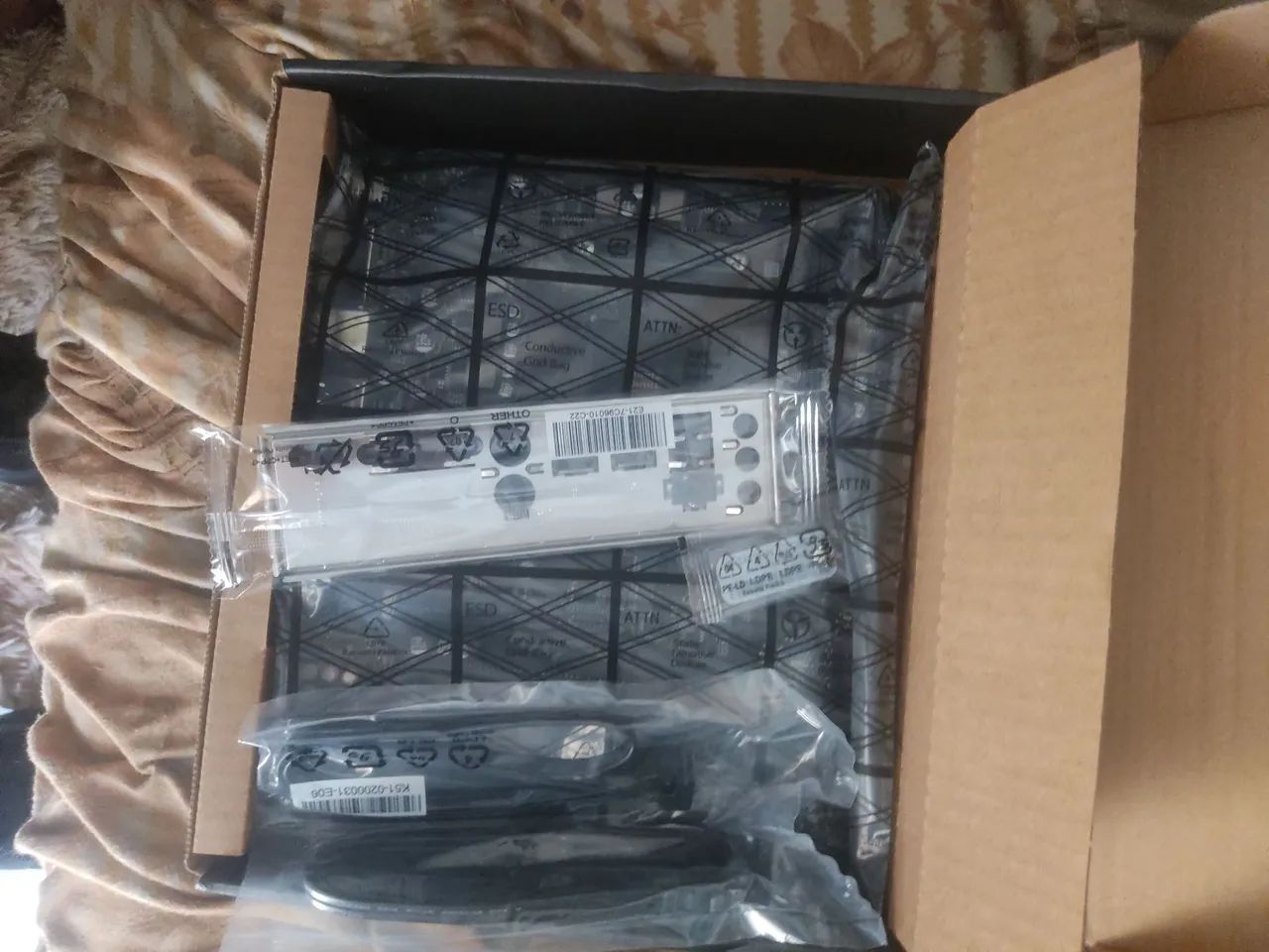 placa mãe AMD am4 msi a520m - Foto 3