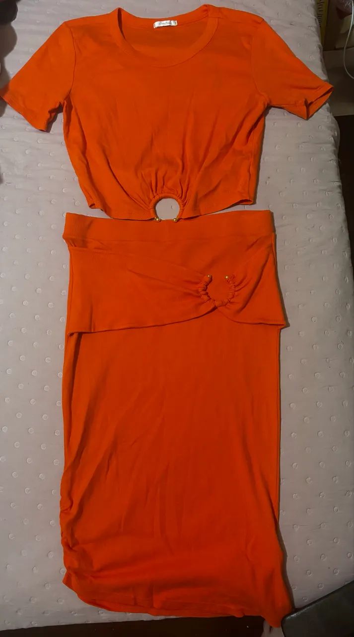 conjunto cropped e saia bana bana, tamanho g - Foto 2