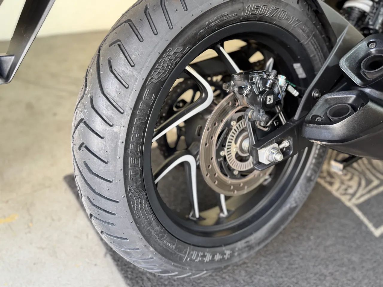 Bajaj Dominar 400 - Foto 5