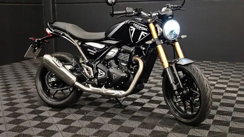 Triumph - Speed 400 - 2026 - Preta - Foto 4