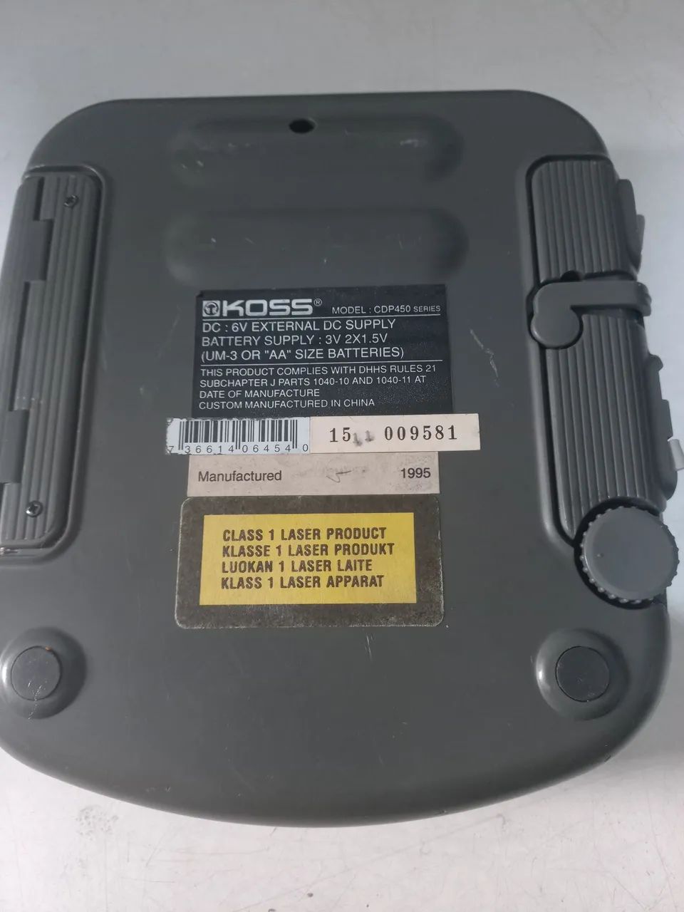 DISCMAN ANTIGO KOSS TRACKER MOD.CDP 450  para arrumar  - Foto 5