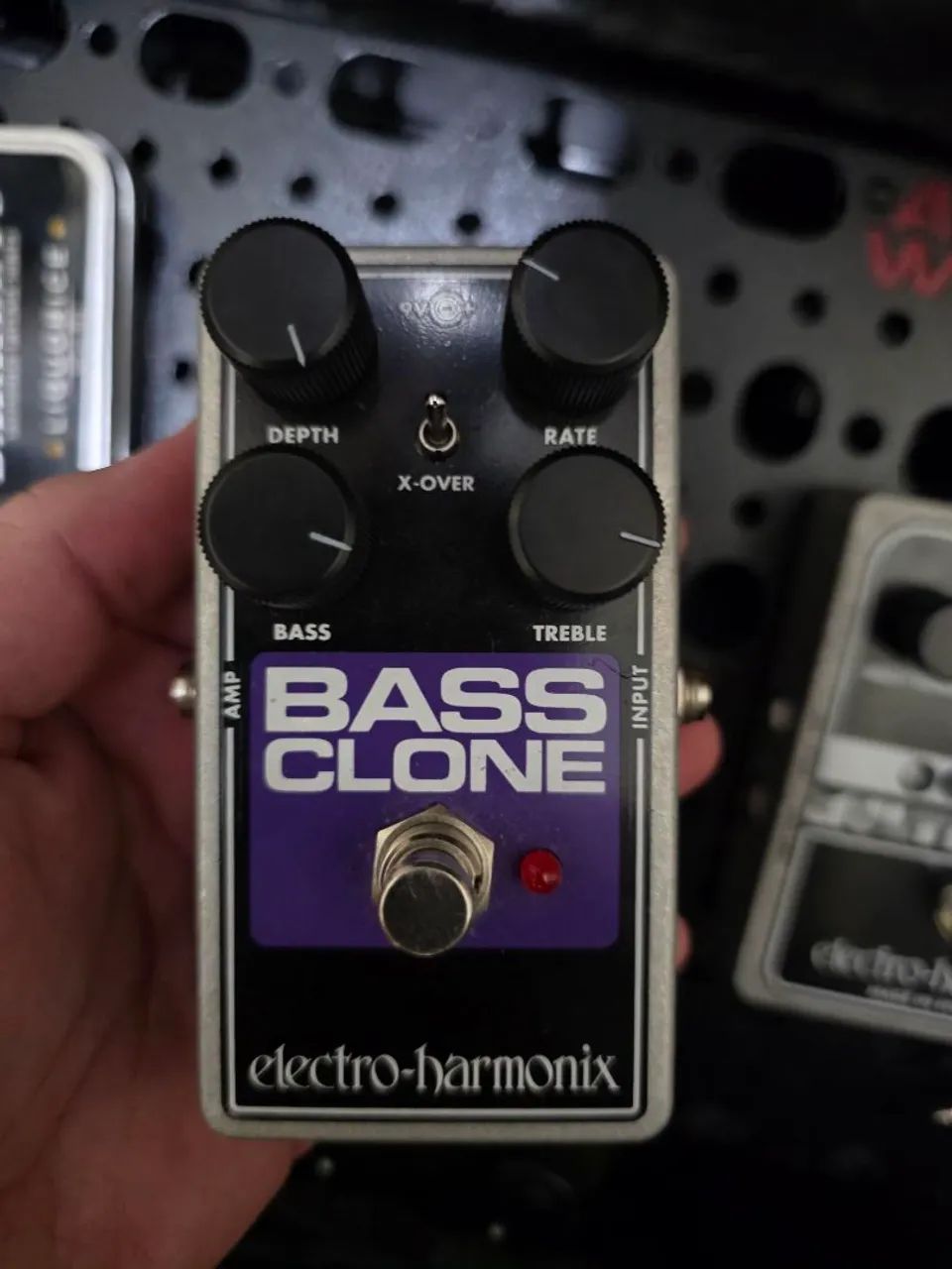 Pedal Chorus EHX Bass Clone  - Foto 2